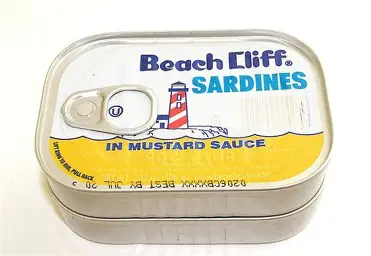 Beach Cliff Sardinas en Mostaza 106g - Caja de 60 latas